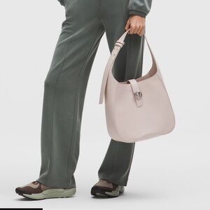 NWT lululemon BEAUTIFUL LEATHER BAG Beige Shoulder Bag